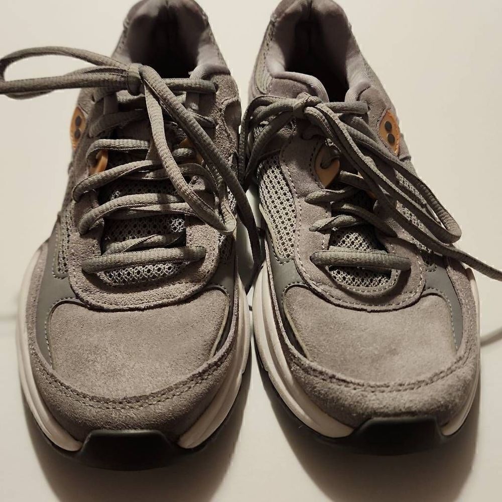 Ryka Nova Women's Gray Suede Walking Shoes Size 5
